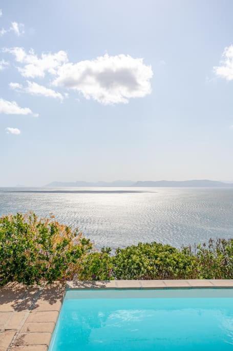 La Petite Baleine Oceanfront Luxury Villa De Kelders Bagian luar foto